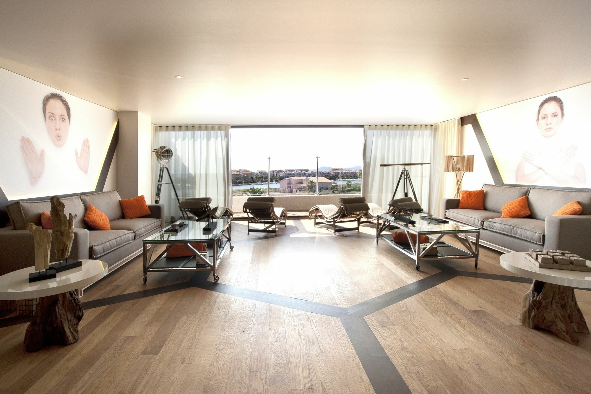 Hotel Relais Et Chateaux Thalasso & Ile De La Lagune 5*